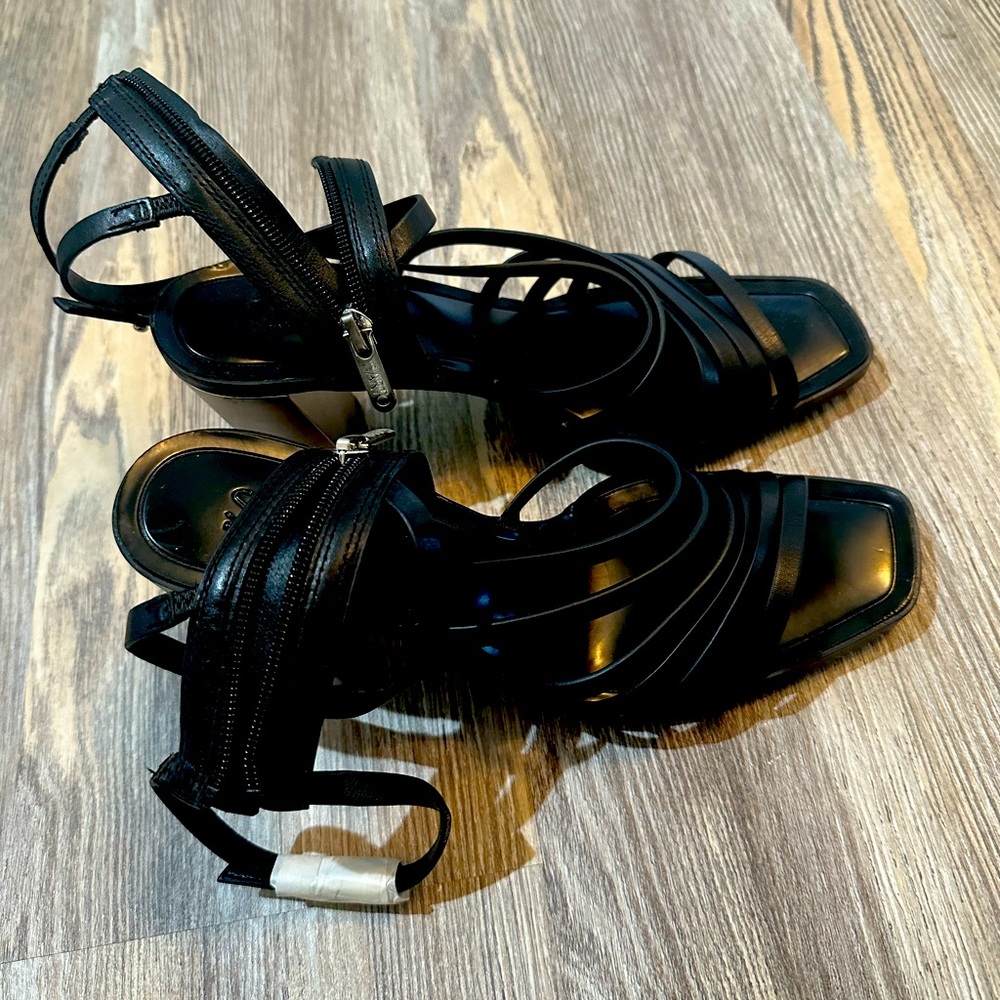 NWOT leather Franco Serto Sandals 🔥🔥🔥